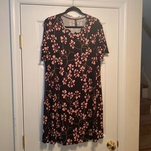 Brand New Pokwai Black/Floral Dress… size 2X